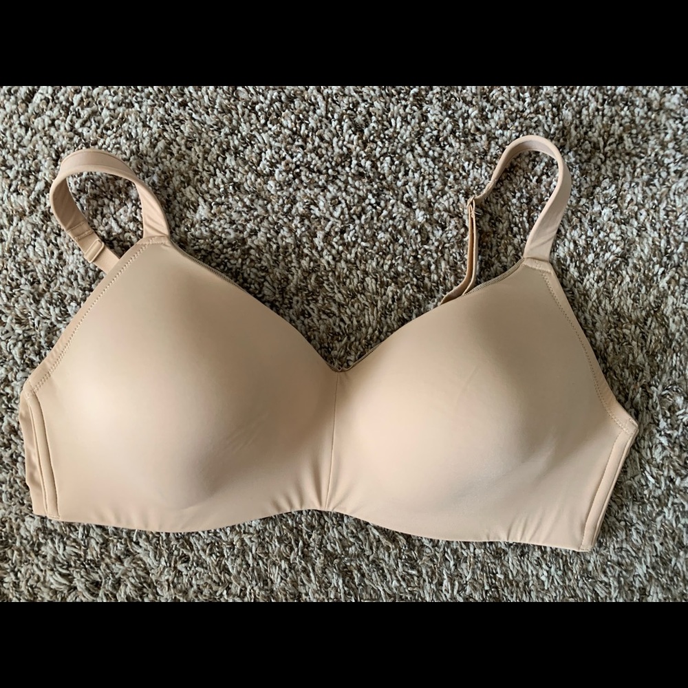 bra from target, no wires, worn ONCE, 42c, Tan